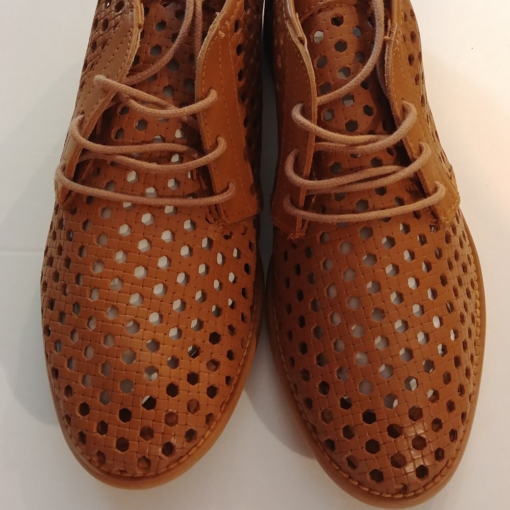 Lace Booties - Picture 6 of 8
